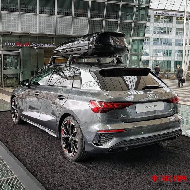全新奧迪A3 Sportback實(shí)車現(xiàn)身，網(wǎng)友：這才是年輕人喜歡的菜