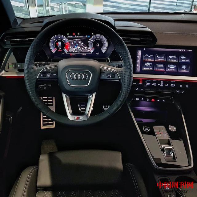 全新奧迪A3 Sportback實(shí)車現(xiàn)身，網(wǎng)友：這才是年輕人喜歡的菜