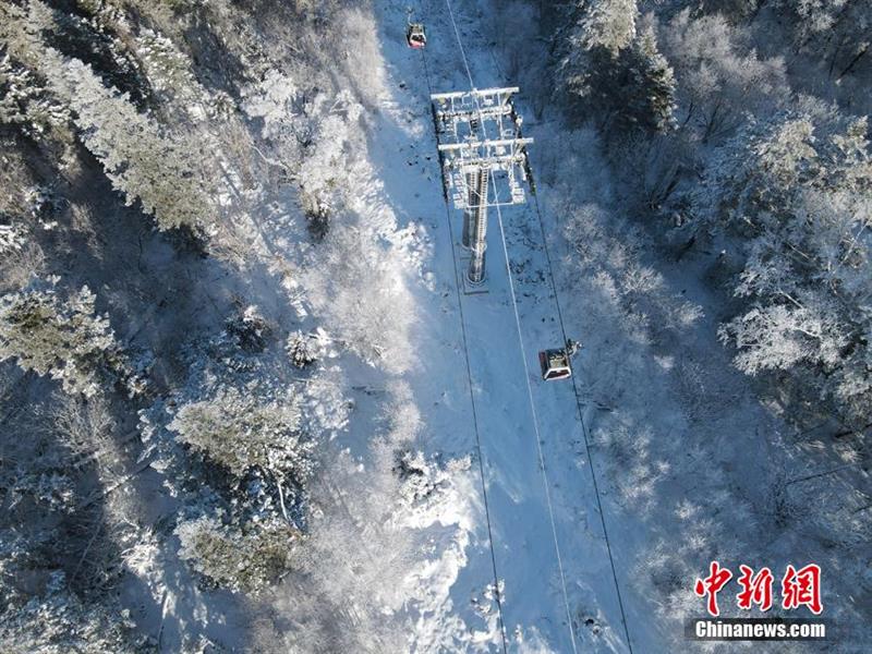 吉林北大湖高山霧凇宛如仙境