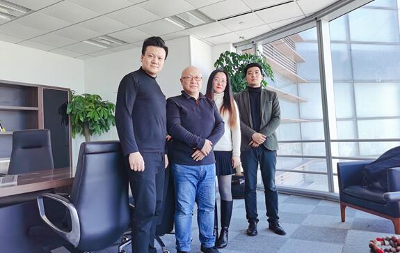 理堅信息集團與美全云坤投資簽署戰(zhàn)略合作