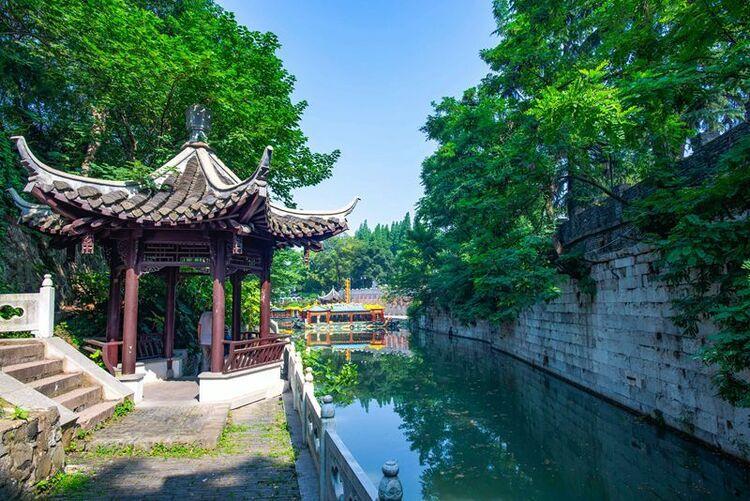 揚(yáng)州：小亭秋色滿(mǎn) 盡顯古韻美